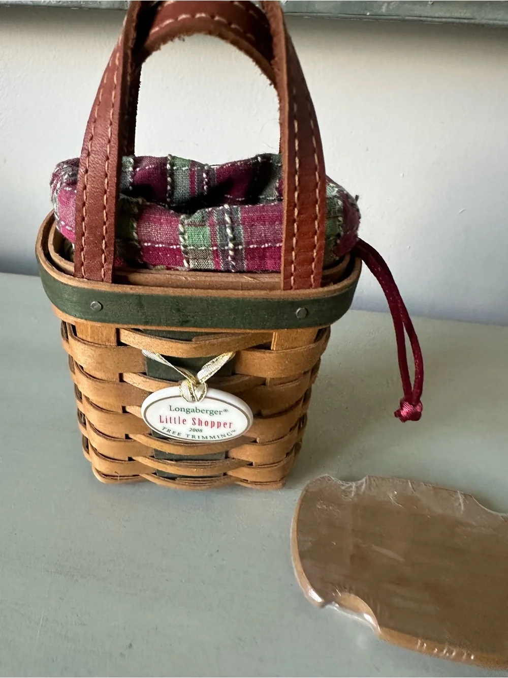 Vintage longaberger tree trimming basket with liner lid tie on little shopper